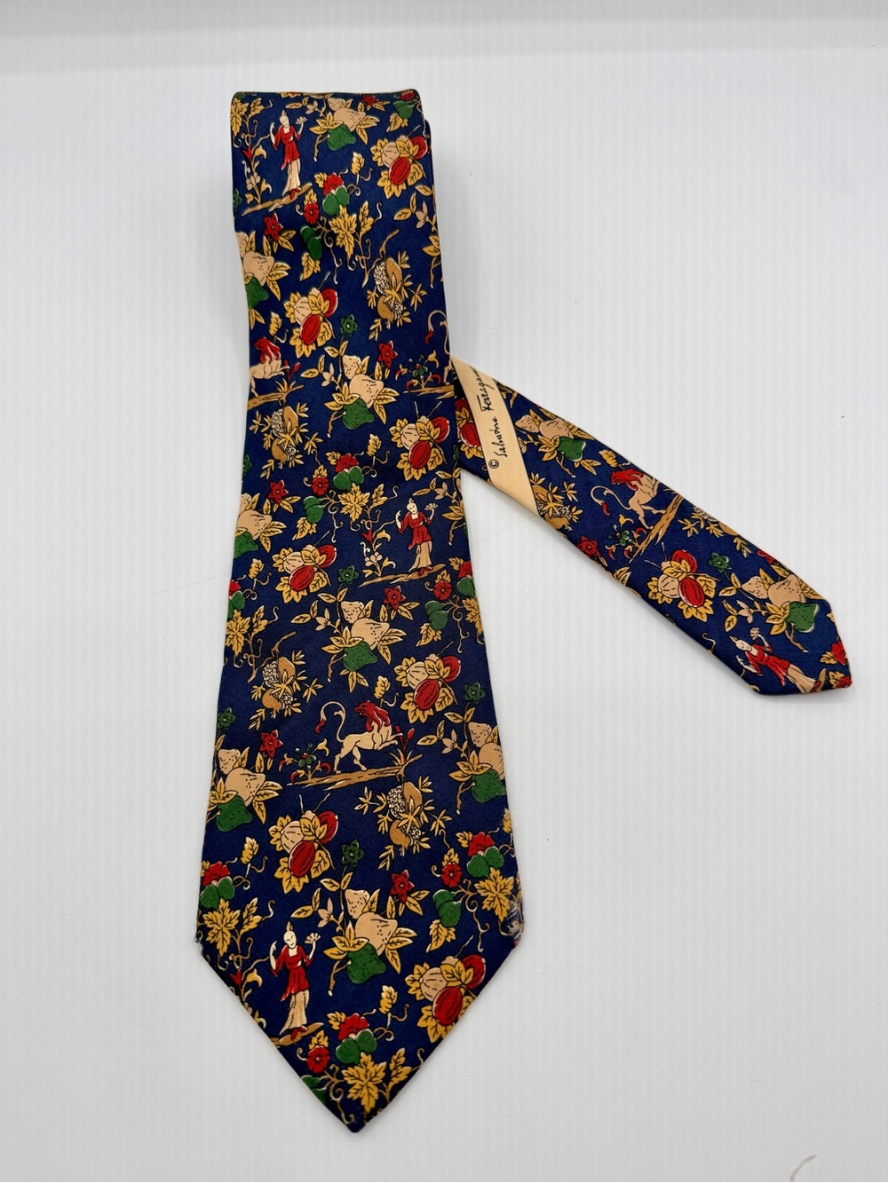 Salvatore Ferragamo Blue 100% Silk Necktie Asian Inspire Tapestry Pattern